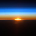 /album/universo/a582751main-sunrise-from-iss-4x3-1600-1200-150x150-jpg/